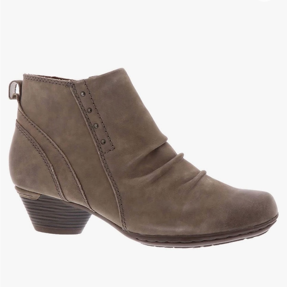 Rockport Cobb Hill Women's Laurel Rivet B Stone Nubuck Booties size 7